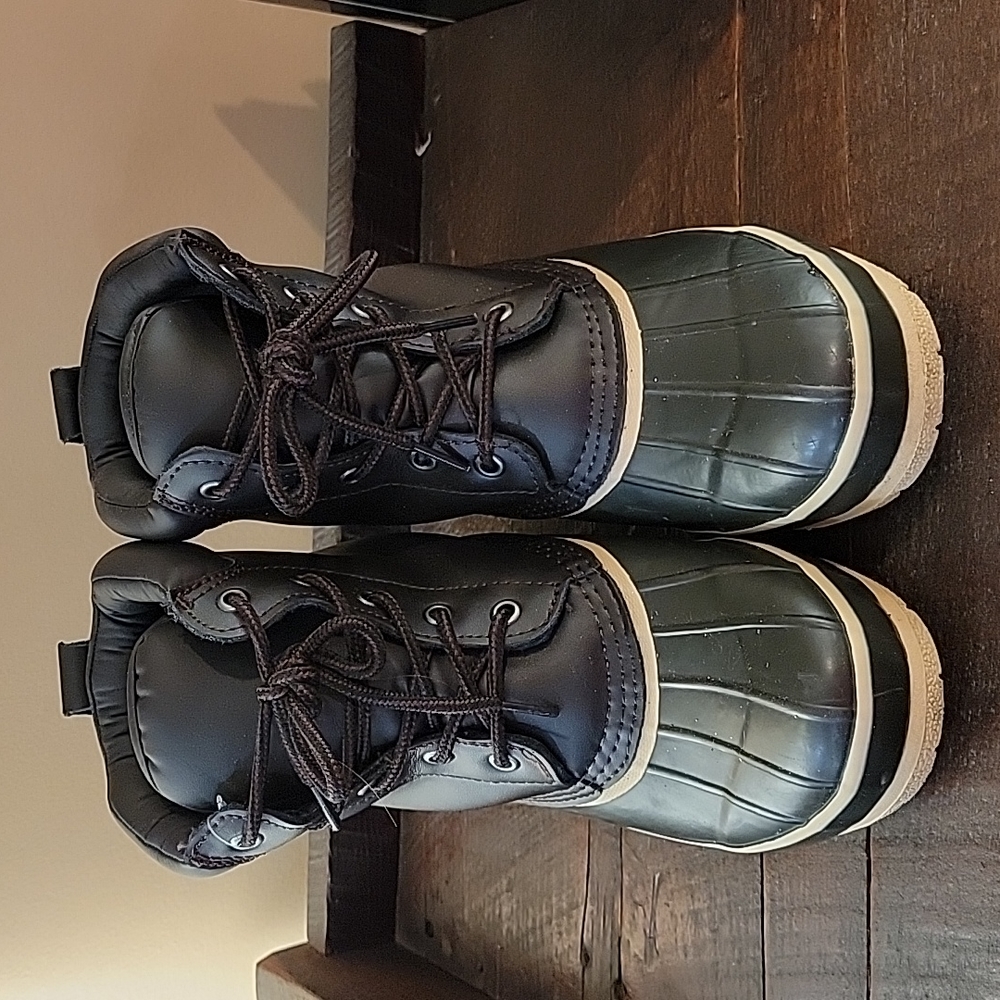 Mens Totes Duck boots, size 7